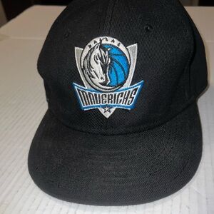 NBA Mavericks Hardwood Classics Black Cap with Red, Blue & Cream Patch